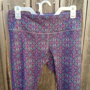 Cute boho print Prana capri crop yoga pant legging athletic athleisure lounge